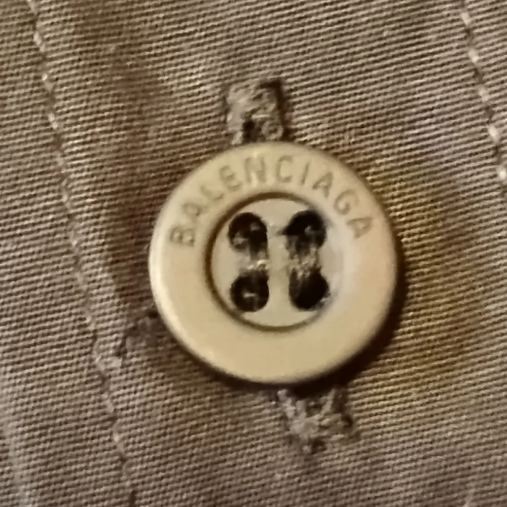 Balenciaga Men's Logo Button Down Long Sleeve OverShirt, Made in Italy, Size 40 - Picture 10 of 12